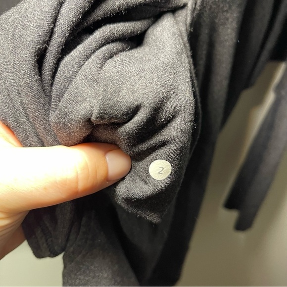 Lululemon women's Heathered Mod Black To & Flow Wrap oversized cardigan in US 2 - Picture 8 of 11